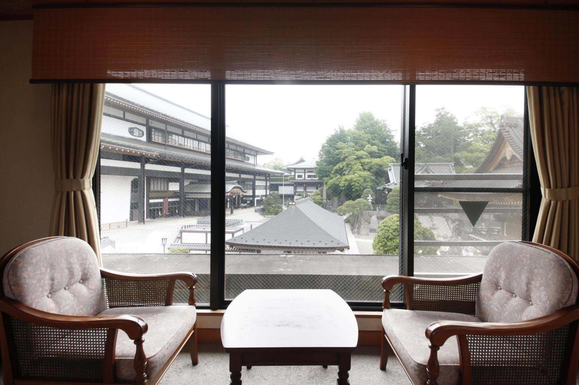 Wakamatsu Honten Narita Exterior foto